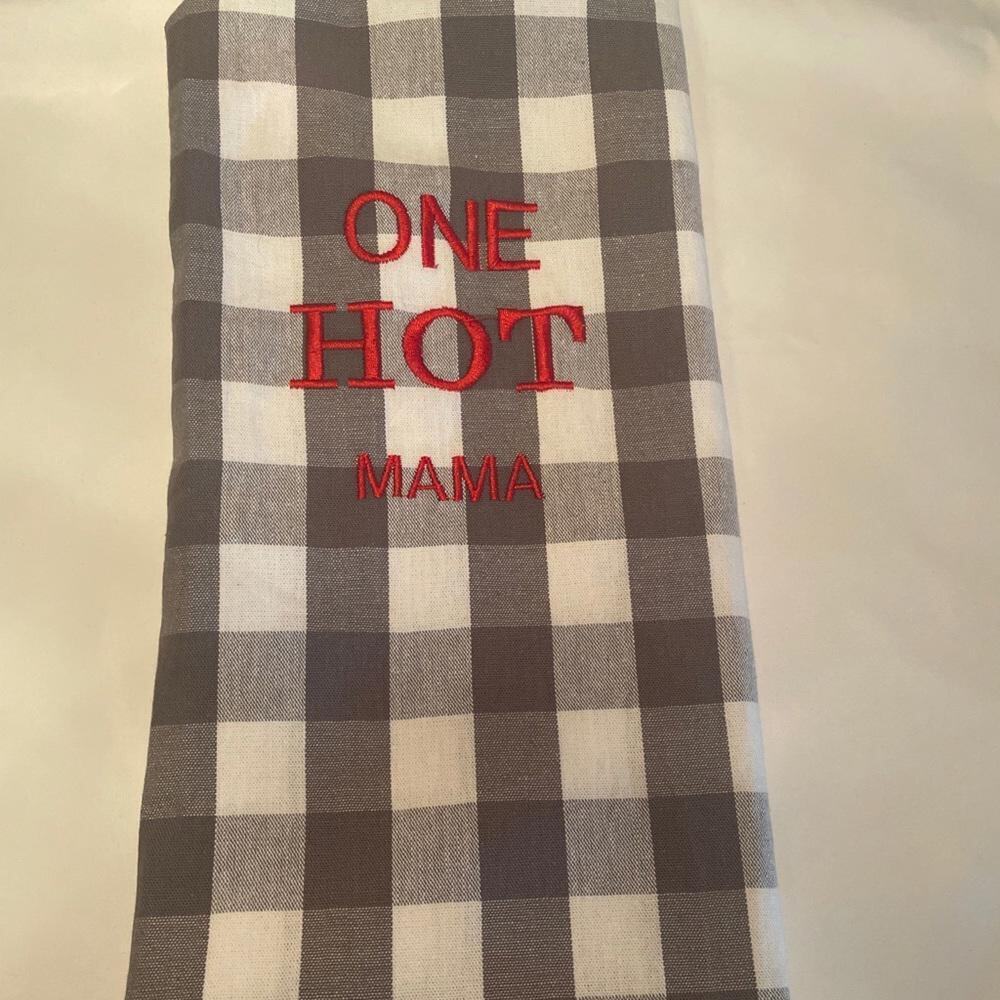 “One Hot Mama” Embroidered Tea Towel Gray/White Checked New